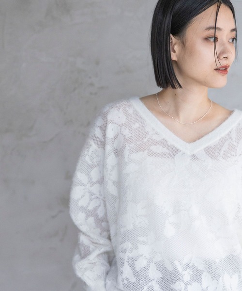 花飾り付きホワイト長袖ニット ニット セーター 「累計販売枚数1万枚突破！」 ミックスカラーフラワー