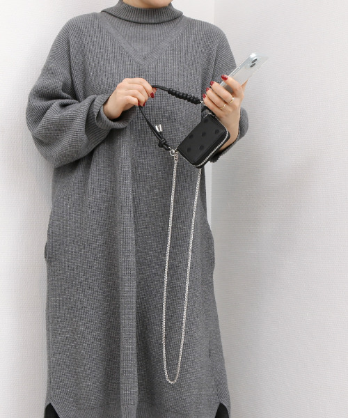 二つ折り財布 財布 ペルケ perche / ドット刺繍ジャバラチャームウォレットショルダー レディースの画像