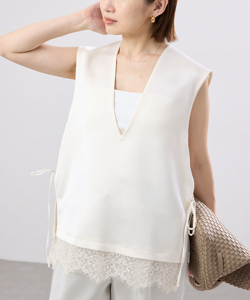 IENA  ノースリーブ ブラウス IENA（イエナ） ブラウス シャツ BLACK Vネックノースリーブブラウス