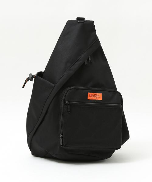 【美品】UNIVERSAL OVERALL ボディワラバッグ y2k ブラック UNIVERSAL OVERALL（ユニバーサルオーバーオール） デイバック