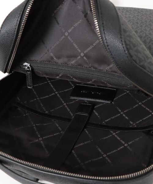 マイケルコース　COOPER ビジネス バックパック - MKシグネチャー 公式アウトレット】COOPER ビジネス バックパック - MK
