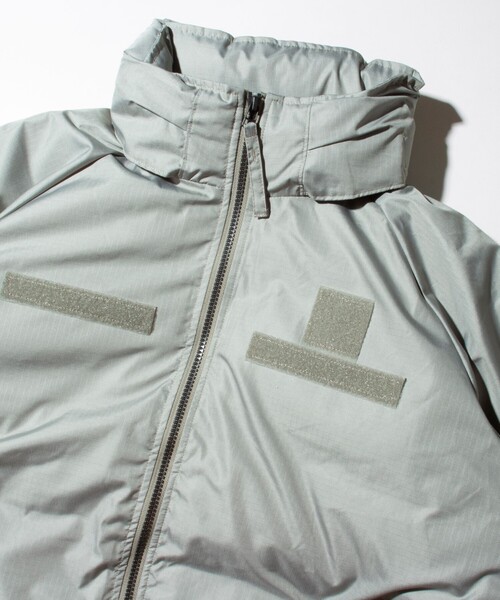   オリーブ ダウンジャケット Canada Goose ダウンジャケット オリーブ色 Canada Goose ダウン