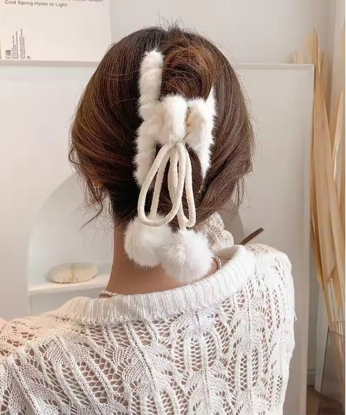 Port（ポート） ヘアクリップ 「 」 ぽんぽん付き リボン ファー