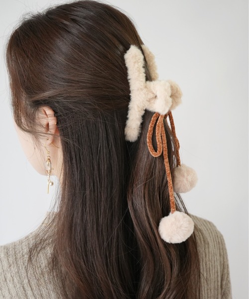 Port（ポート） ヘアクリップ 「 」 ぽんぽん付き リボン フェイク