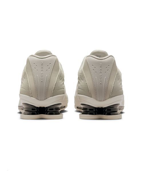 NIKE（ナイキ） スニーカー 「NIKE meets emmi」SHOX Z レディース