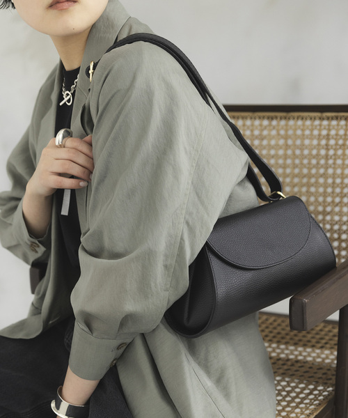 aulentti レザーショルダーバッグ　journal standard journal standard L'essage（ジャーナルスタンダード レサージュ