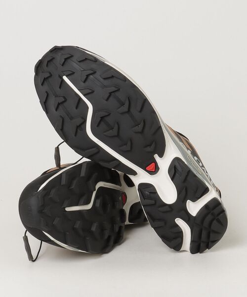 「SALOMON」 ローカットスニーカー 28.5cm ベージュ メンズの画像