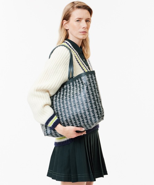 【未使用級】LACOSTE ゼリー コーテッドキャンバス　トートバッグ　肩掛け LACOSTE トートバッグ ゼリー コーテッドキャンバスミディアム
