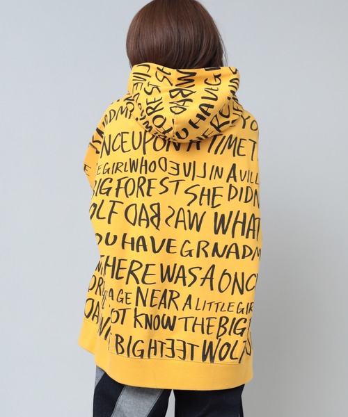 RNA（アールエヌエー） パーカー M2158 ワード総柄BIGフーディー