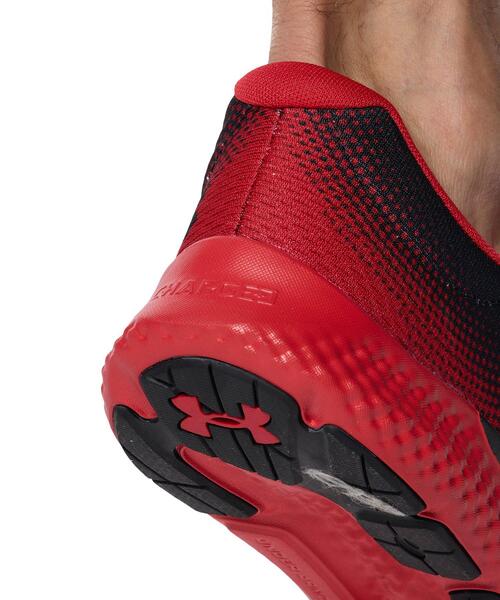 UNDER ARMOUR スニーカー UAチャージド ローグ4（ランニング