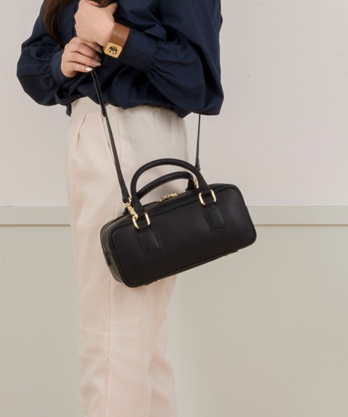 【Lyn】Dahlia Mini - コンパクト ショルダーバッグ ブラック Dahlia Mini Crossbody Bag Black : ร้านลินออนไลน์อย่างเป็น