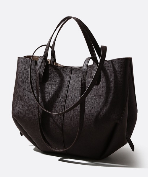 ✩希少✩【新品】非売品　CTHY 黒 牛革トートバッグ ハンドバッグ ワニ柄 牛革 本革 レディース トート B5 ブラック