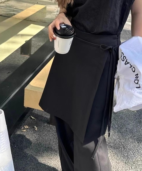 FAVORITO パンツ レイヤードラップスカート付きワイドパンツ