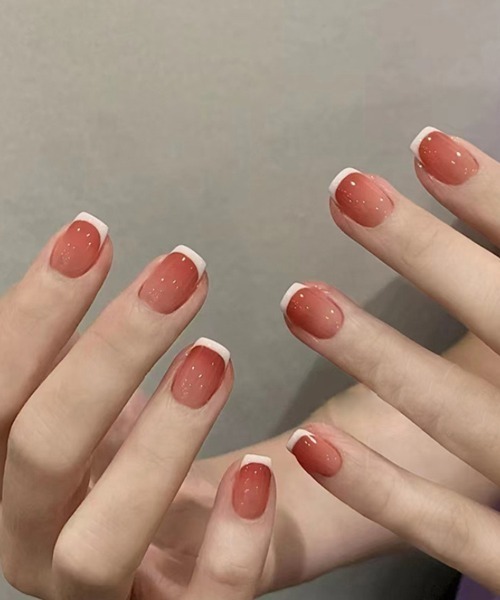 ネイルチップ ネイルシール 卒業式 簡単にネイルチップハンドネイル