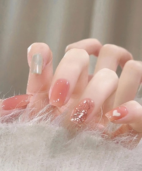 ネイルチップ ネイルシール 卒業式 簡単にネイルチップハンドネイル