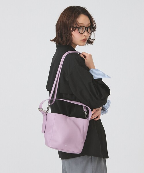 美品 ビューレ 2WAY ハンドバッグ ショルダーバッグ 斜め掛け レディース Beaure Beau're（ヴュレ） ショルダーバッグ バッグ BEAURE カウレザー 丸手
