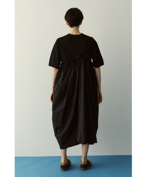 ワンピース Wave frill cut  dress　　ウェーブフリルカットドレスの画像