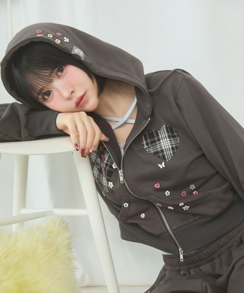 パッチワークデザイン パーカー＆ショートパンツ セット rumnel： パーカー 「セットアップ可能」パッチワークデザインボタン