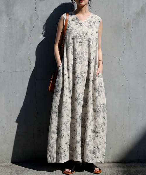 antiqua 完売品☆新品未開封フラワーデザインワンピース antiqua（アンティカ） ワンピース 刺繍 花柄 コクーン ワンピース