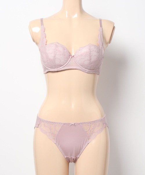 PEACH JOHN（ピーチジョン） ブラジャー ショーツセット 「バストを