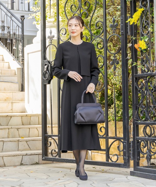 激安正規品 CARETTE セットアップ 「喪服・礼服」ショート丈ジャケットと スーツ・フォーマル・ドレス
