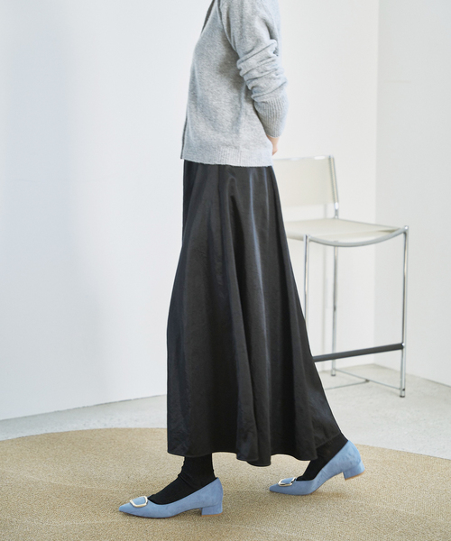 LE TALON ブラック ポインテッドトゥパンプス LE TALON パンプス 3.5cmポインテッド Lモチーフパンプス