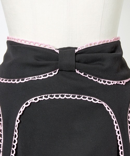 AVENCHUMU スカート Side ribbon ＆ frill back ribbon skirt