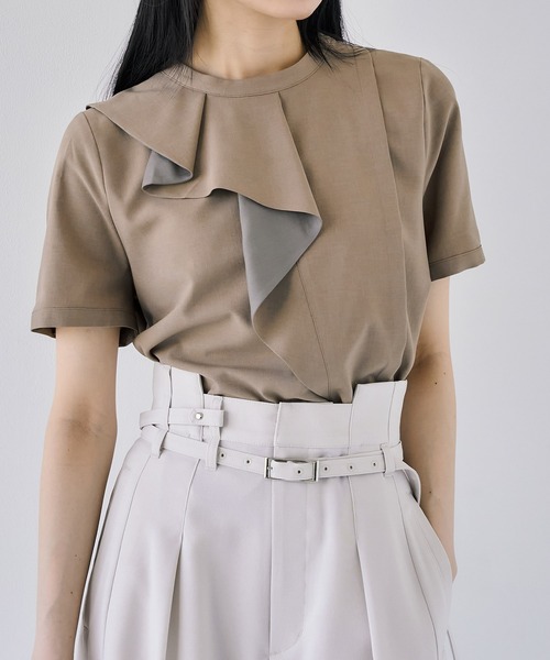 【美品】UNITED TOKYO タックフレアブラウス タックフレアブラウス(FREE IVORY): : ウィメンズ｜UNITED TOKYO