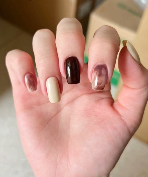 ネイルチップ ネイルシール 簡単にネイルチップハンドネイルチップ