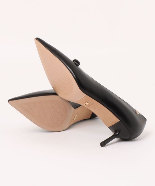 CHARLES ＆ KEITH（チャールズ&キース） パンプス レザーバックル