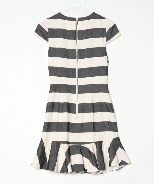 「Alice+Olivia」 ボーダー柄ノースリーブワンピース - ホワイト レディース_画像2