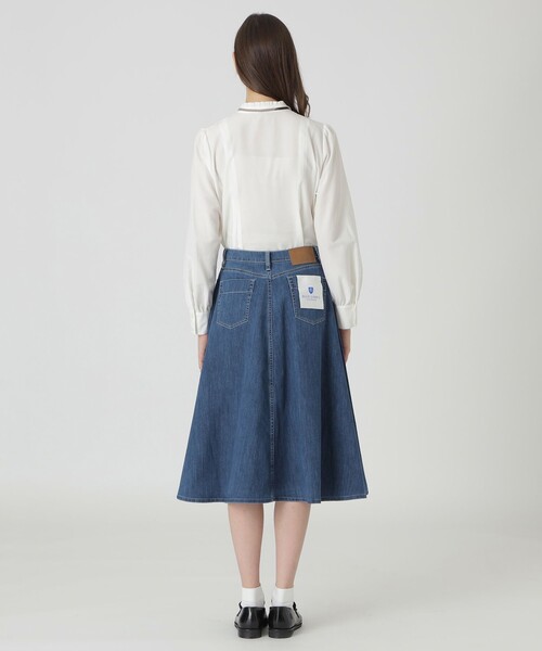 BLUE LABEL CRESTBRIDGE（ブルーレーベルクレストブリッジ） スカート 