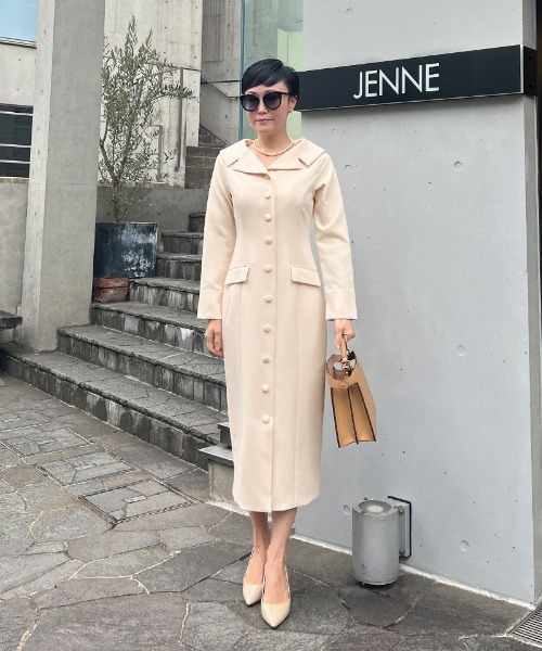 「JENNE」 長袖ワンピース LARGE ベージュ レディース_画像2