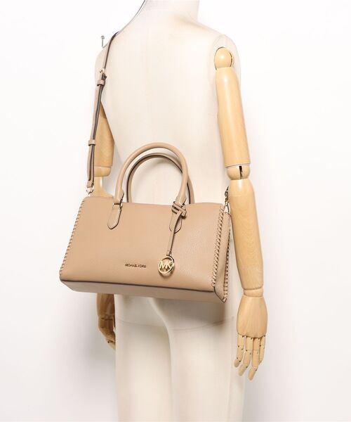 新品未使用　MICHAEL KORS ベージュ ハンドバッグ MICHAEL KORS（マイケルコース） ハンドバッグ ARDEN MD TZ SATCHEL