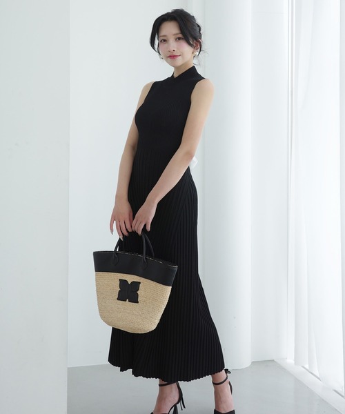 ワンピース BACK RIBBON KNIT DRESS