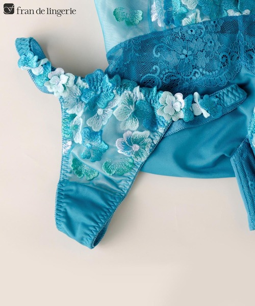 fran de lingerie（フランデランジェリー） ショーツ 可憐な花びら刺繍