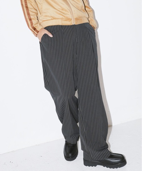 SPINNS（スピンズ） パンツ ピンストライプワイドスラックスパンツ