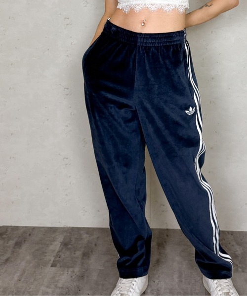 adidas（アディダス） パンツ アディカラー ベロア スーパースター