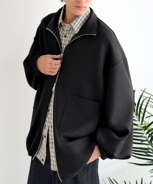225【新品タグ付】JUSGLITTY ダンボールジャケット 225【新品タグ付】JUSGLITTY ダンボールジャケット
