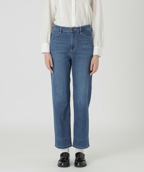 BLUE LABEL CRESTBRIDGE（ブルーレーベルクレストブリッジ） ジーンズ