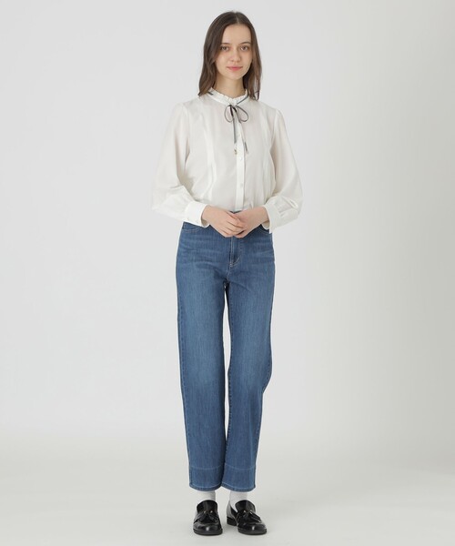 BLUE LABEL CRESTBRIDGE（ブルーレーベルクレストブリッジ） ジーンズ