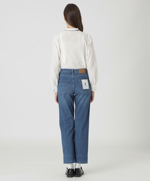 BLUE LABEL CRESTBRIDGE（ブルーレーベルクレストブリッジ） ジーンズ