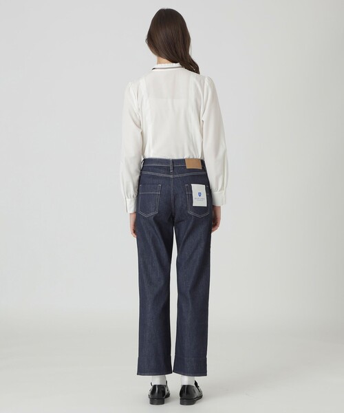 BLUE LABEL CRESTBRIDGE（ブルーレーベルクレストブリッジ） ジーンズ