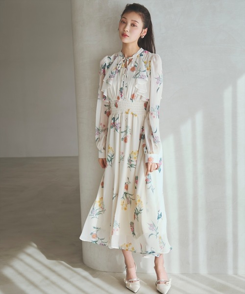 AND COUTURE（アンドクチュール） ワンピース フリルケープフラワー