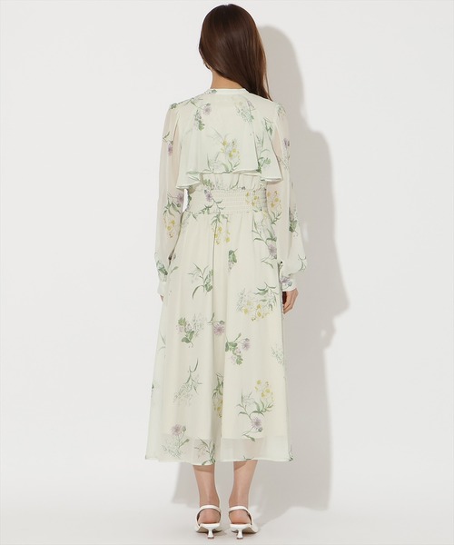 AND COUTURE（アンドクチュール） ワンピース フリルケープフラワー