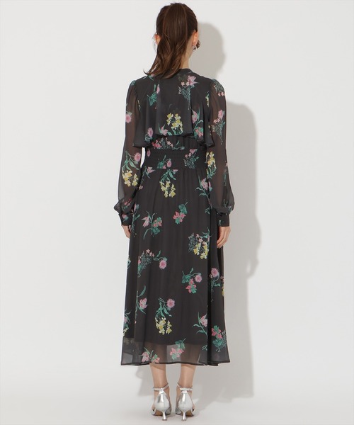AND COUTURE（アンドクチュール） ワンピース フリルケープフラワー