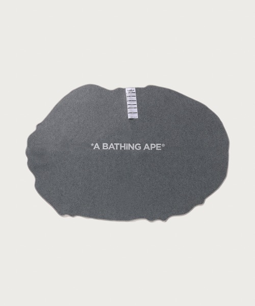 A BATHING APE（アベイシングエイプ） ラグ ラグマット APE HEAD RUG L