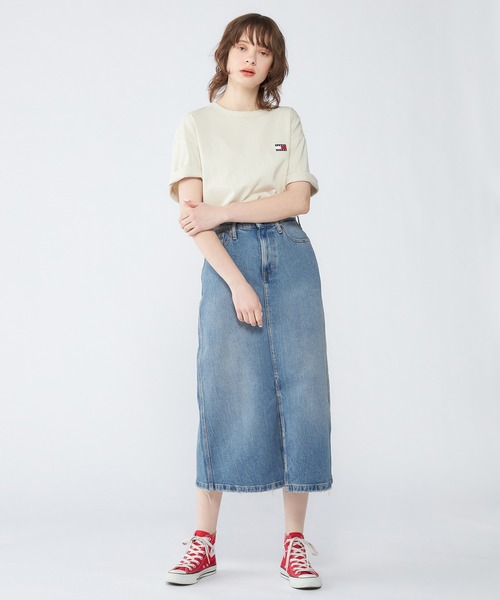  Jeans レギュラー バッジロゴ 半袖 Tシャツ 送関込 TOMMY JEANS tシャツ 「オンライン限定」レギュラーバッジT