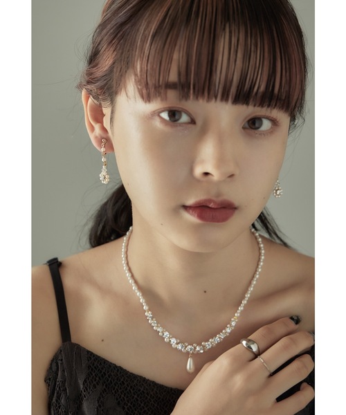 niana イヤリング フラワーモチーフパールイヤリング 結婚式