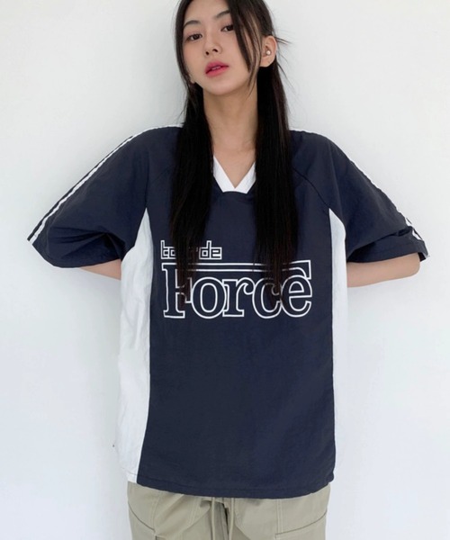 Per sist ence（パーシエンス） tシャツ カレッジロゴVネックナイロン
